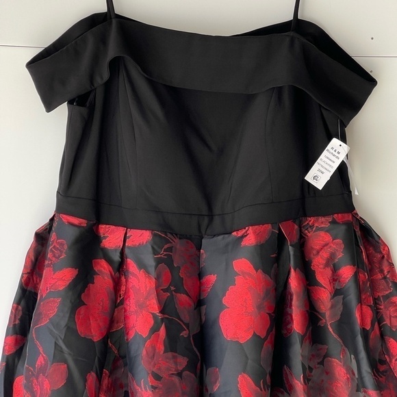 R&M Richards Women's Plus Size Formal Evening Dress Prom Dress, Sz 18W - Picture 2 of 10